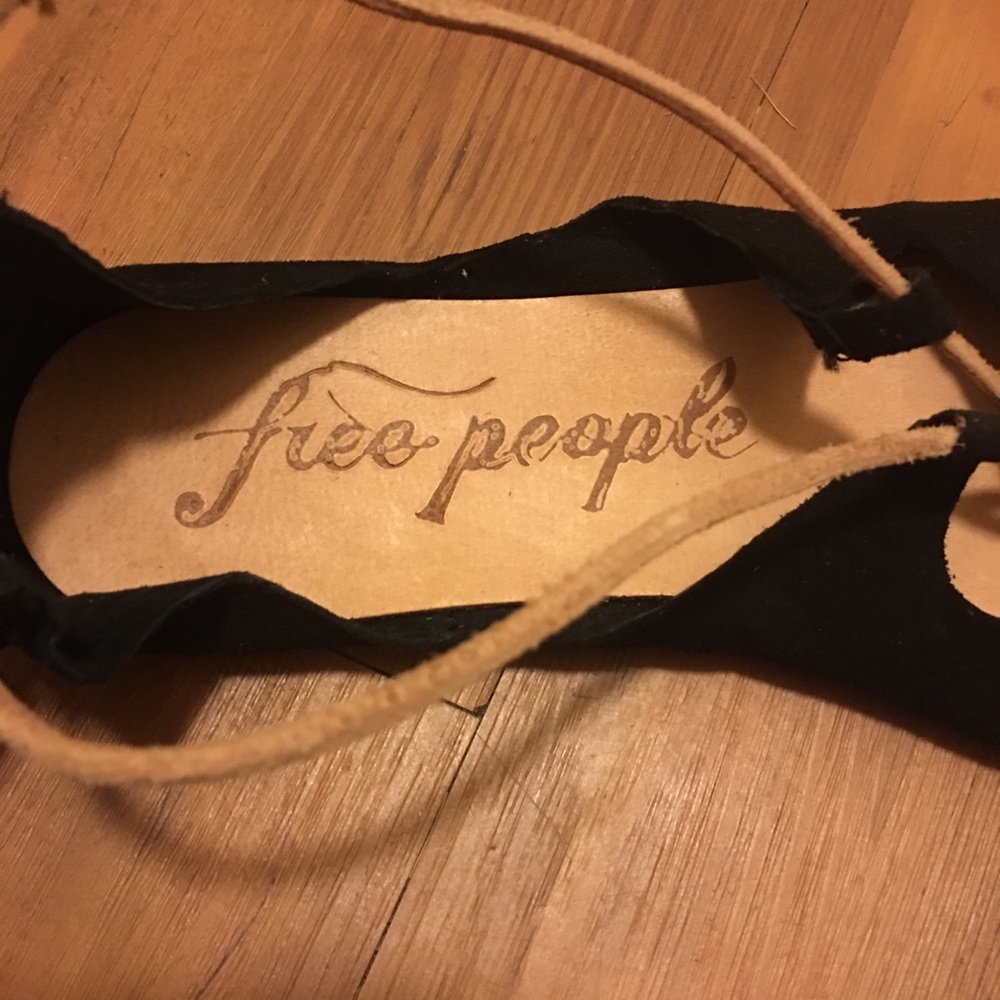 mens wrap around sandals